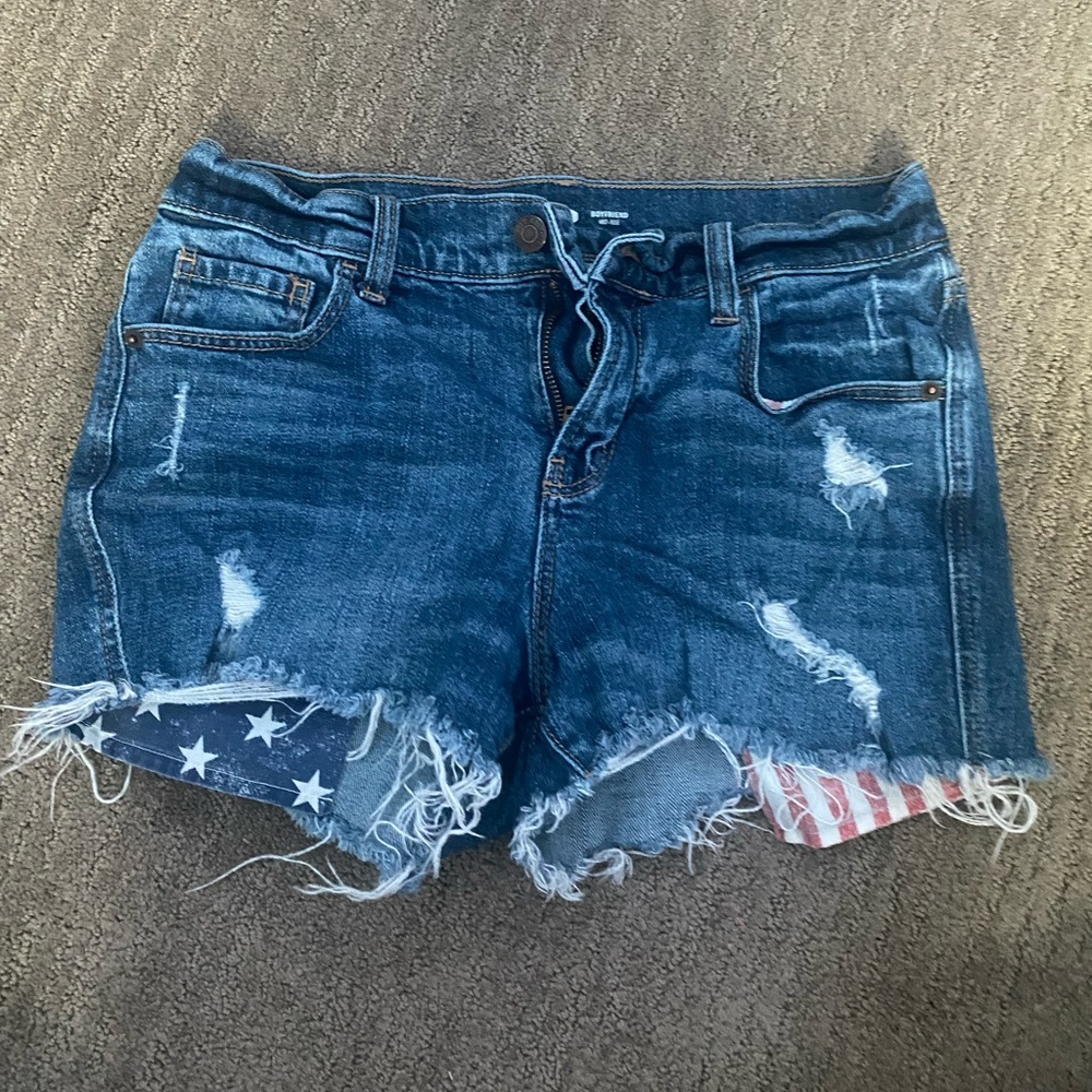Super cute, really short